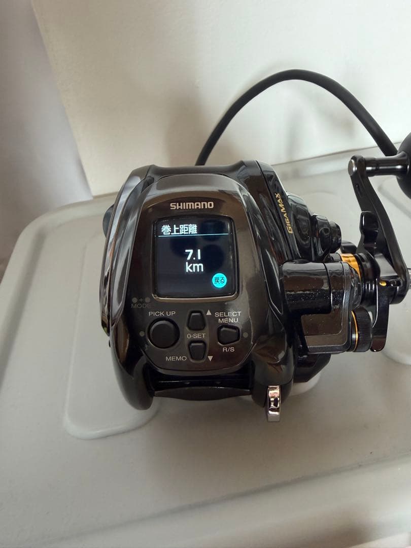 【極美品】 シマノ 22 ビーストマスター 2000 右ハンドル保証書納品書付き