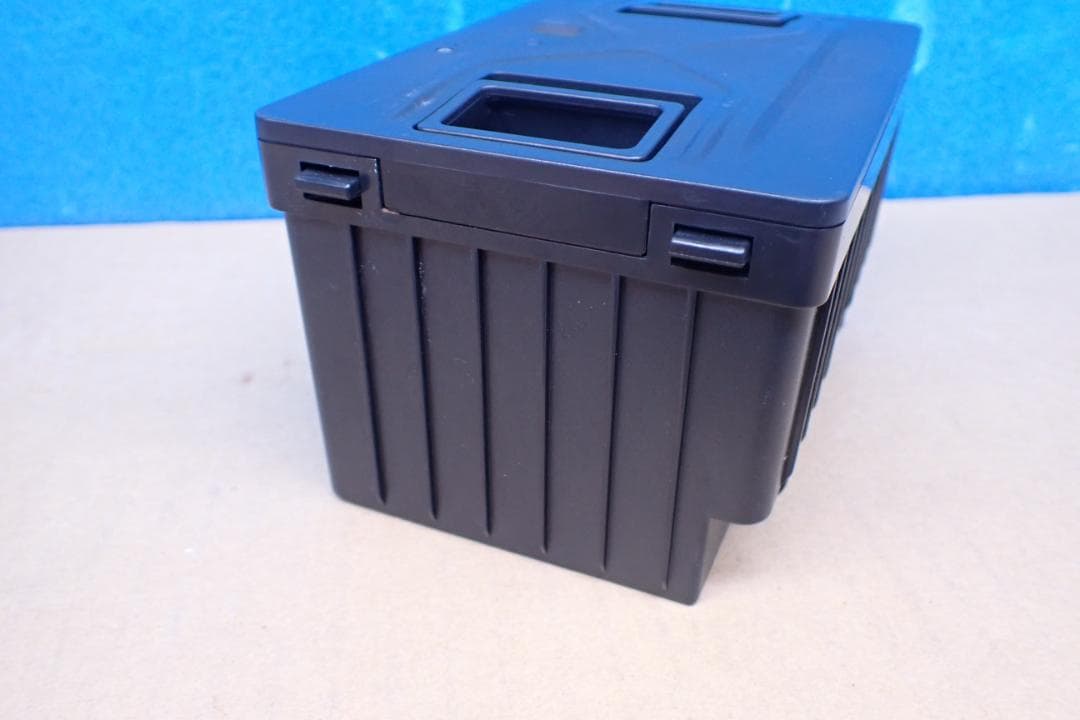 1234# NEXT GEAR ダポータブル冷蔵庫専用 リチウムイオンバッテリー