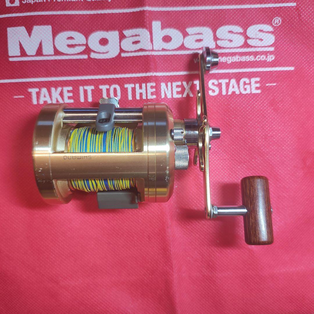 シマノ　カルカッタ小船1000　ライン付き