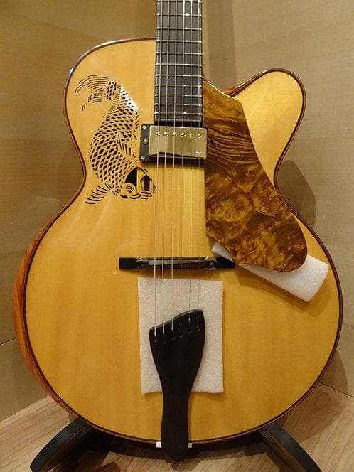 Oracle of Guitars モデル Semi Line