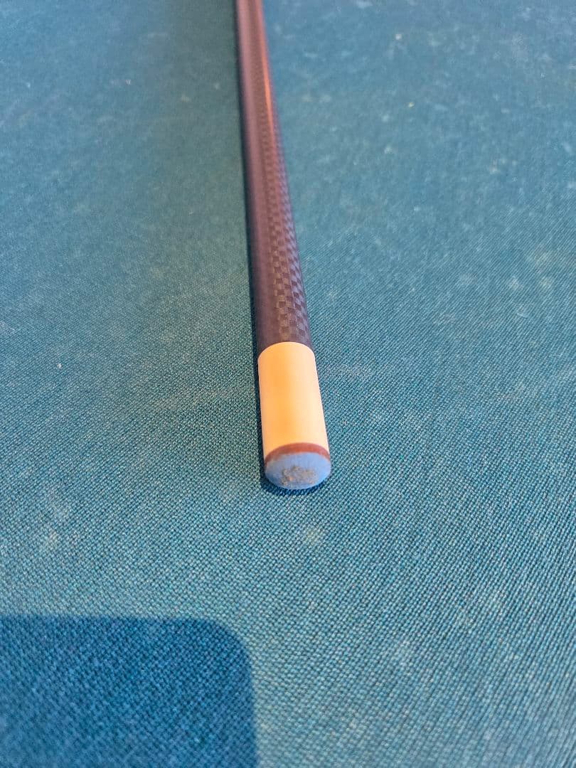 ビリヤードキュー (ケース付き)
