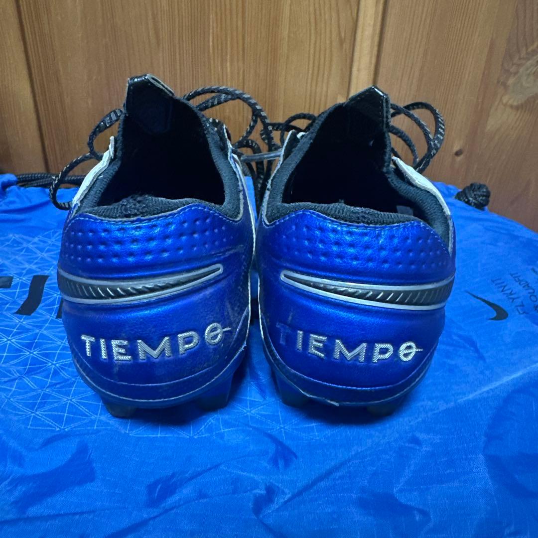 シューズ NIKE ACC TIEMPO 8 FG 24cm