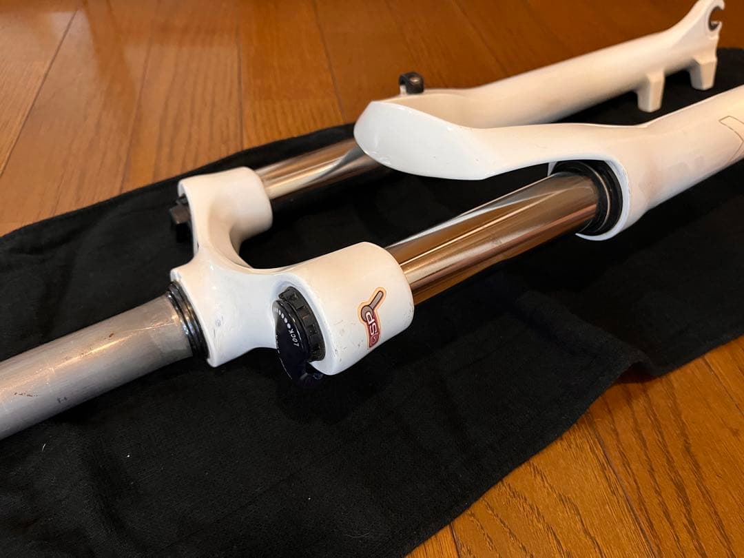 SRサンツアー[SRSUNTOUR] XCM-HLO-P フロントフォーク