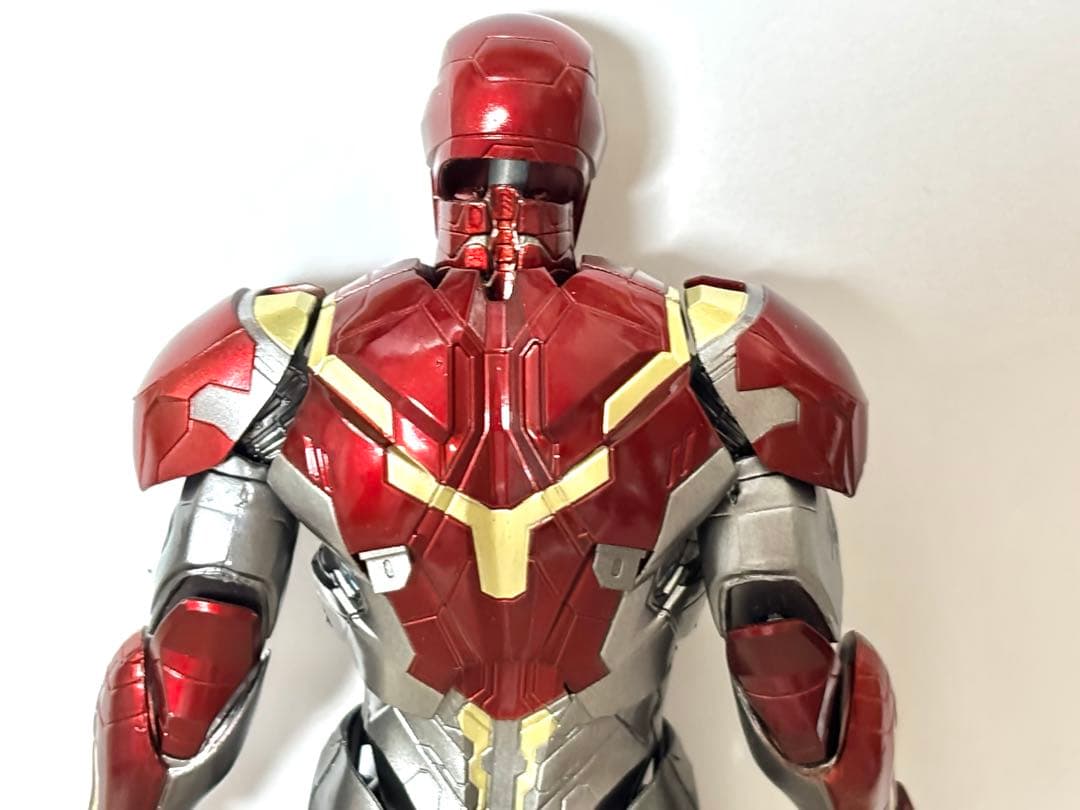 フィギュアーツ MAFEX スパイダーマン アイアンマン