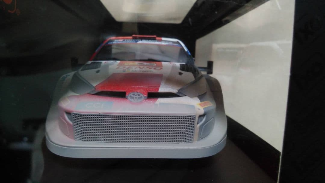 ixo イクソ　GRヤリス#69 1/18