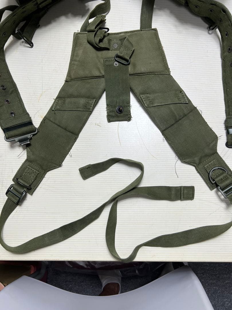 ミリタリーウエストバック2個（ベルト付き）リュックベルト付き