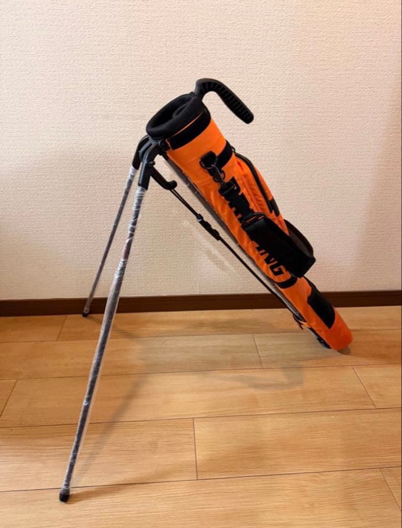 【限定レア】【新品】ブリーフィング　セルフスタンド　キャディバッグ　オレンジ