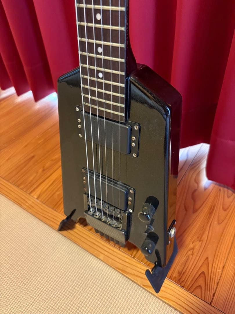 ヘッドレスギター