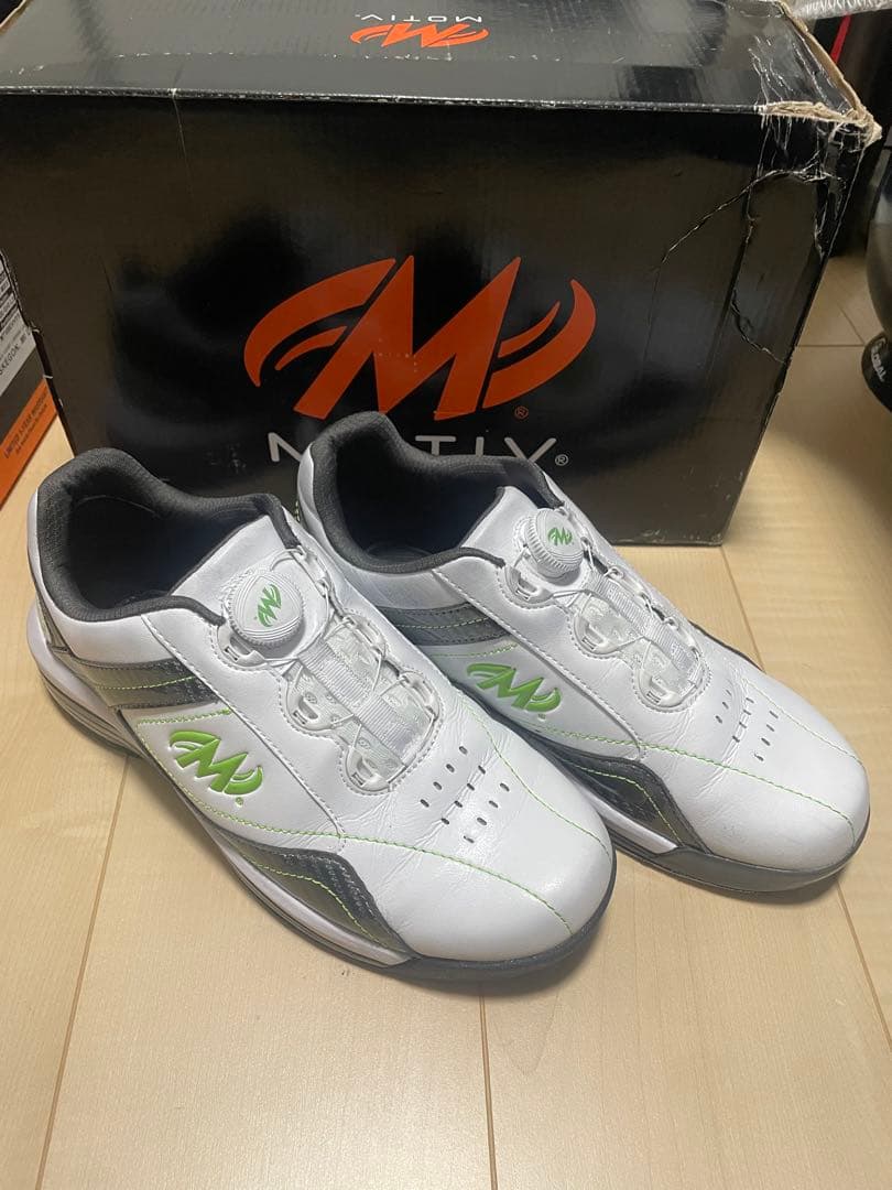 モーティブ ボウリングシューズ 25.5cm 右利き用 MOTIV