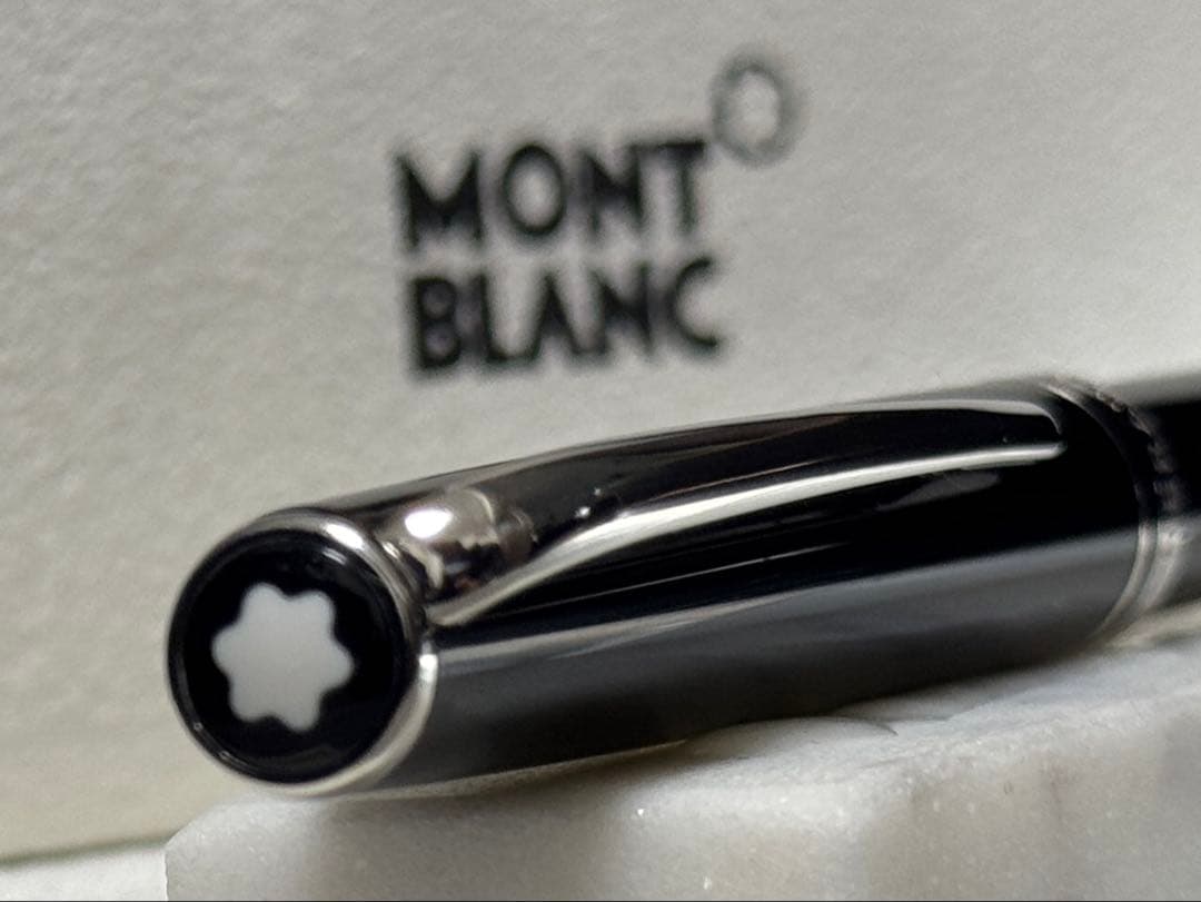 【極美品】モンブラン ジエネレーション ボールペン プラチナ