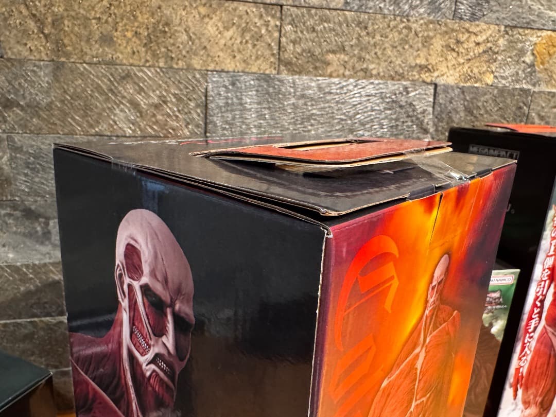 一番くじ 進撃の巨人 ～獣の巨人は俺が仕留める～　豪華set