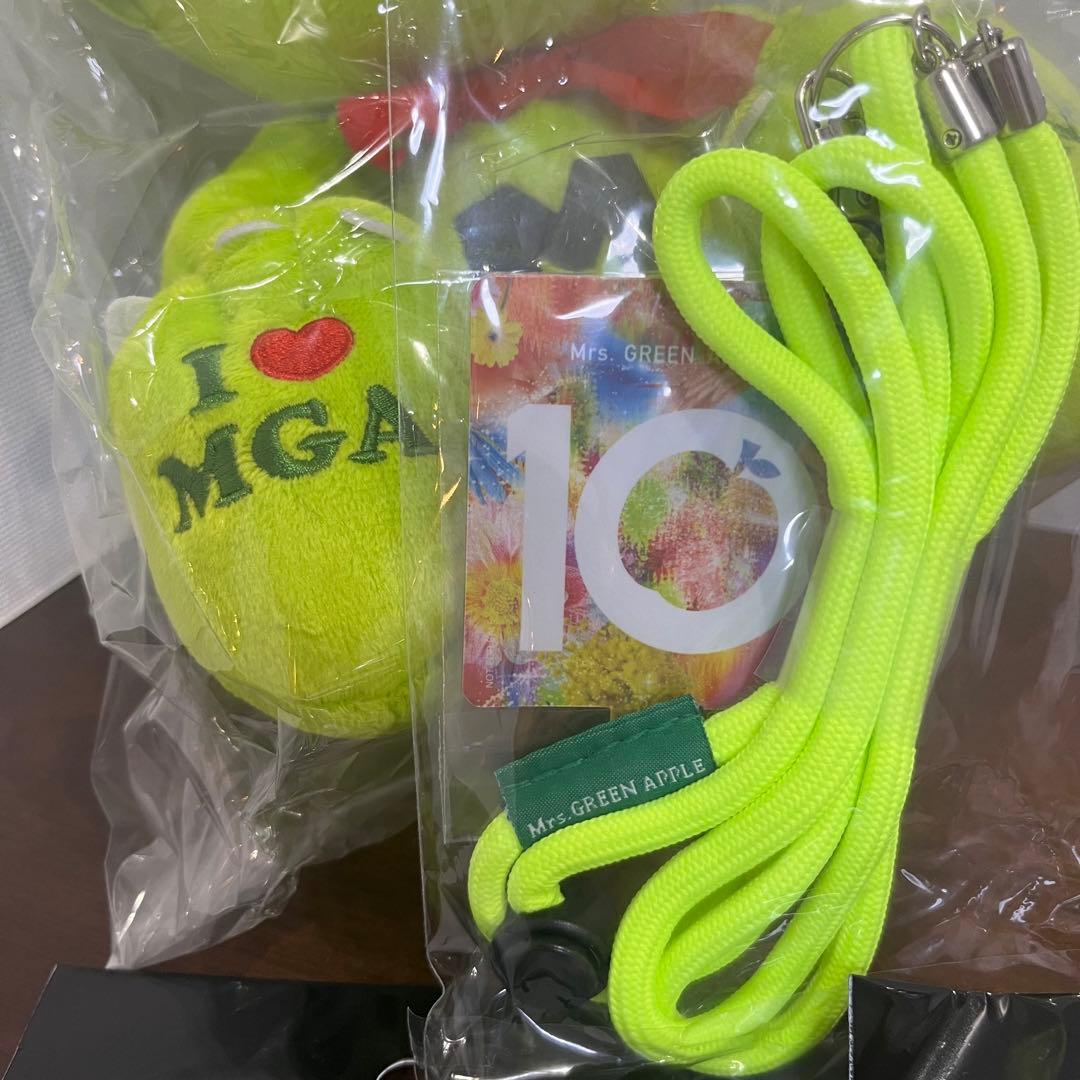 ミセスグリーンアップル　メメル　キーホルダー　ぬいぐるみ　ミセス　うちわ