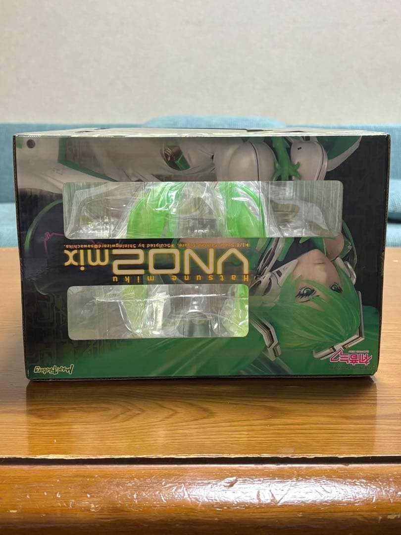 【未開封】 初音ミク VN02 mix 1/8スケール フィギュア