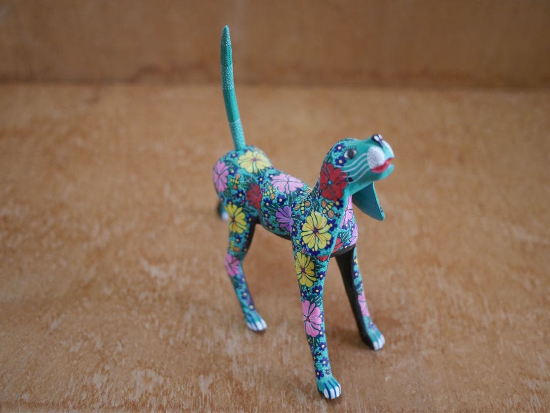 OAXACAN WOOD CARVING オアハカンウッドカービング　イヌ