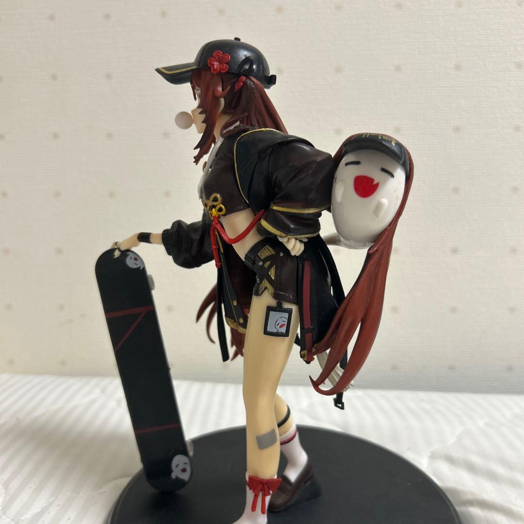 原神　胡桃　フィギュア スケートボード