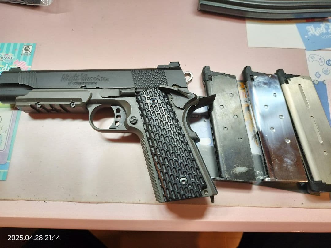 マルイ ナイトウォーリア ハンドガン マガジン3本付き ガスガン