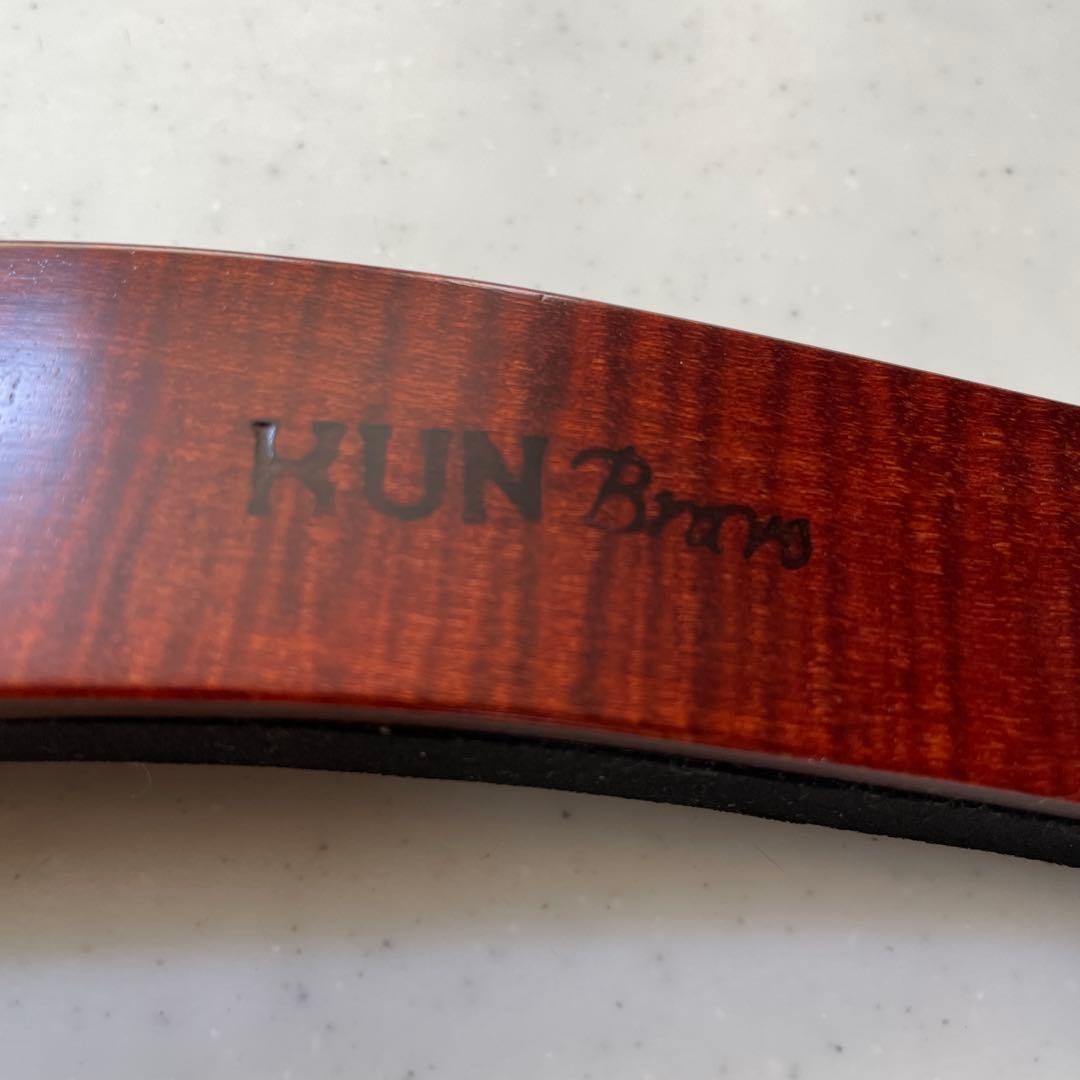 KUN 1 バイオリン用肩当て