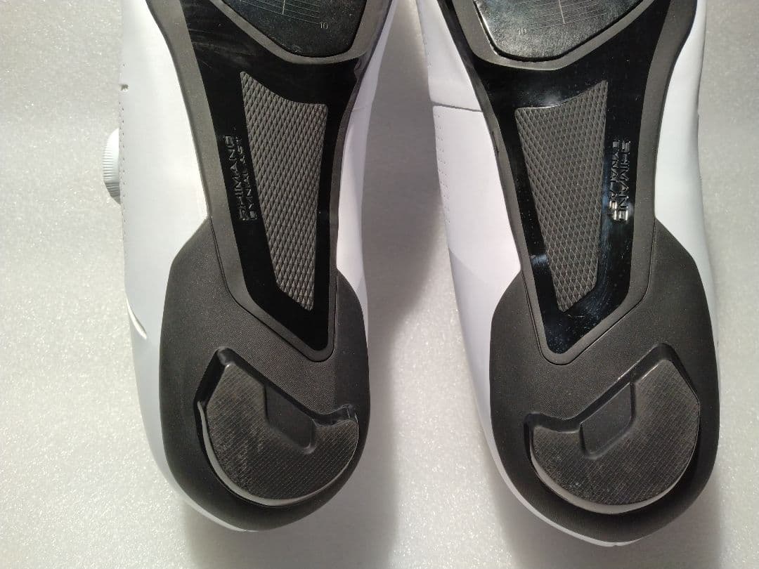 シマノ サイクルシューズ RC3 サイズ 42 ノーマル 色ホワイト