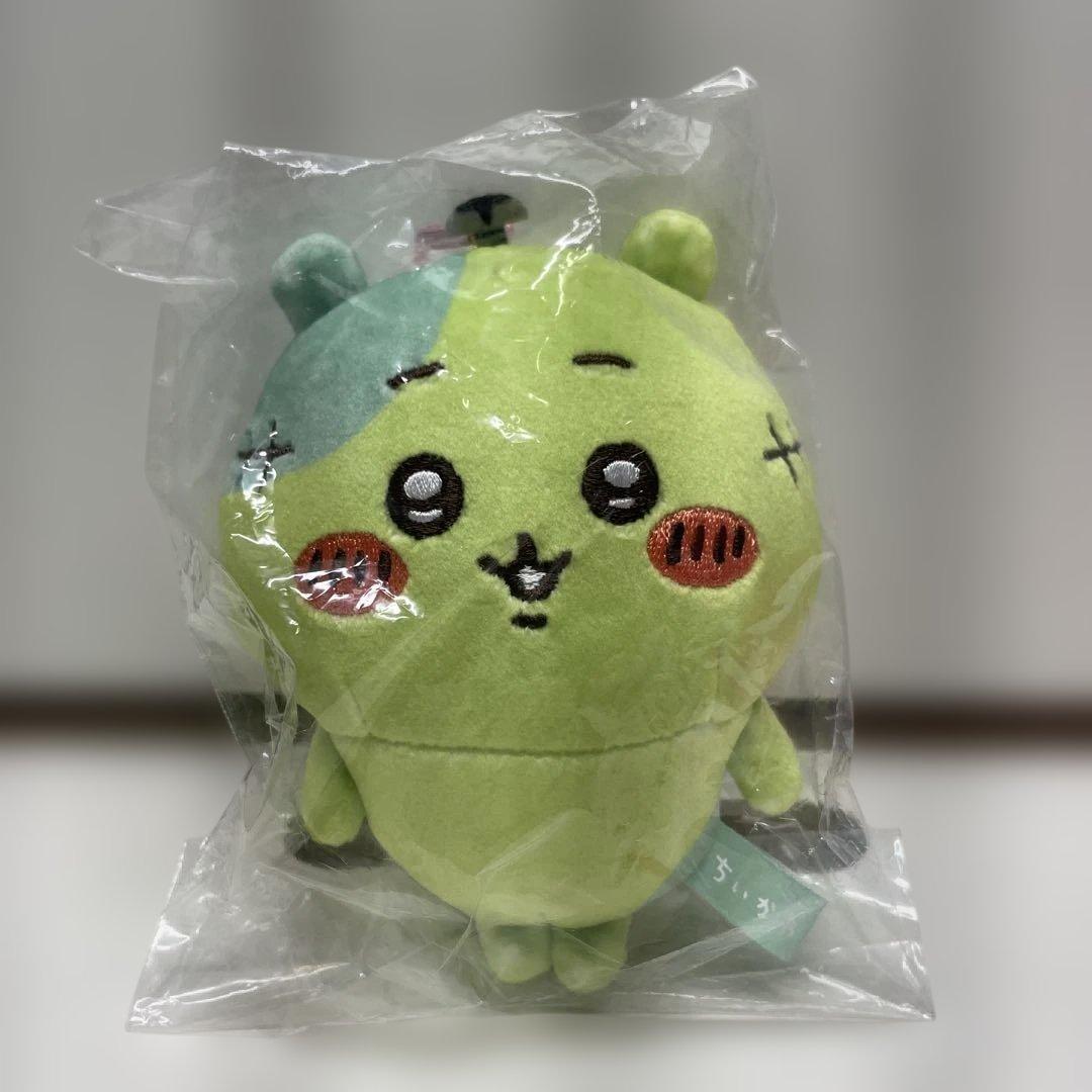 ちいかわ仮装たのしい〜！マスコット うさぎ ちいかわ モモンガ