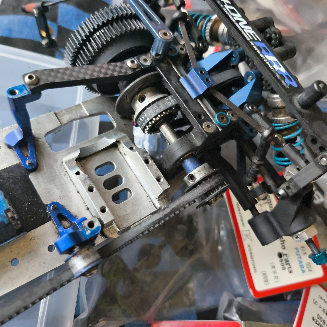 京商　V-One RRRエボ　エンジンカ―　コンバ−ジョン使用