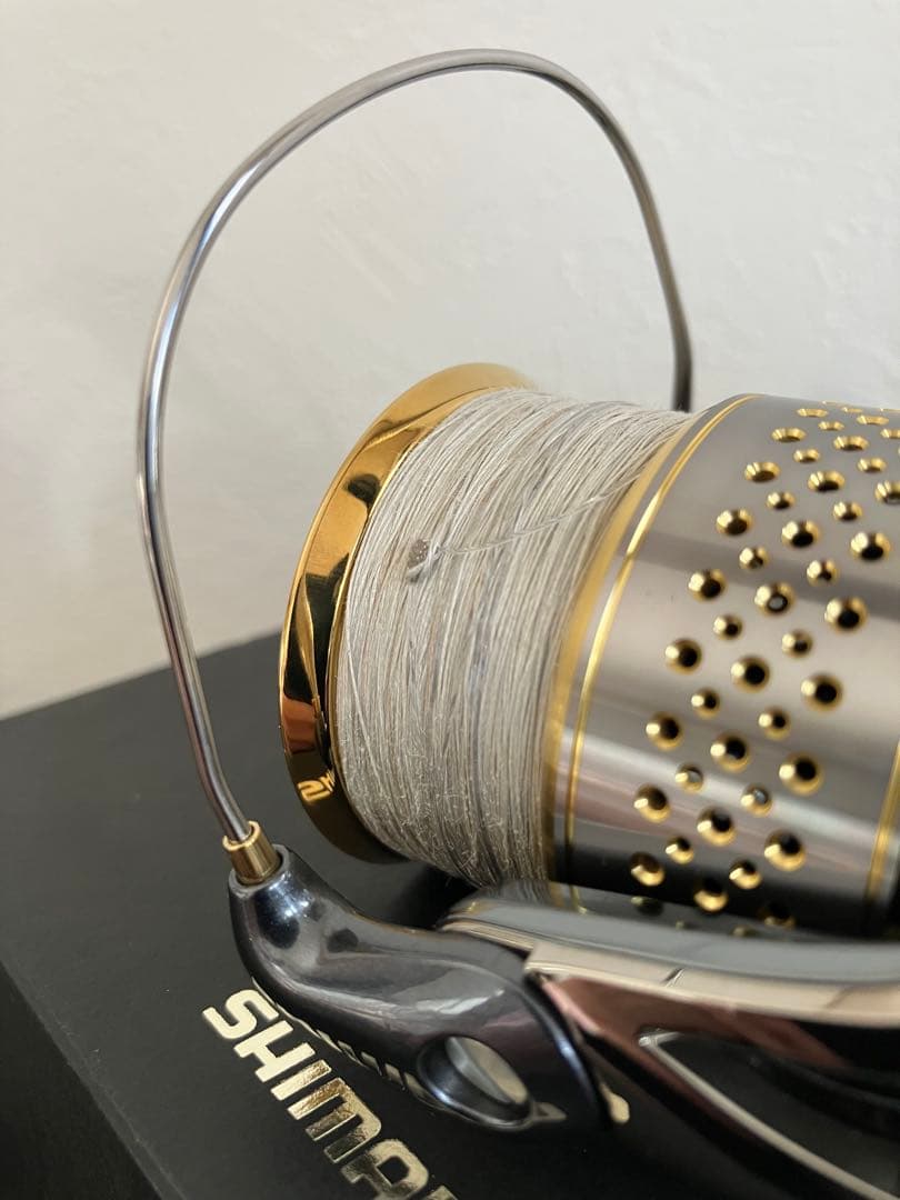 【極美品】SHIMANO STELLA C3000HG #10ステラ 2500