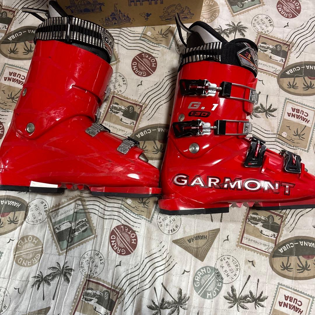 スキーブーツ　ガルモント