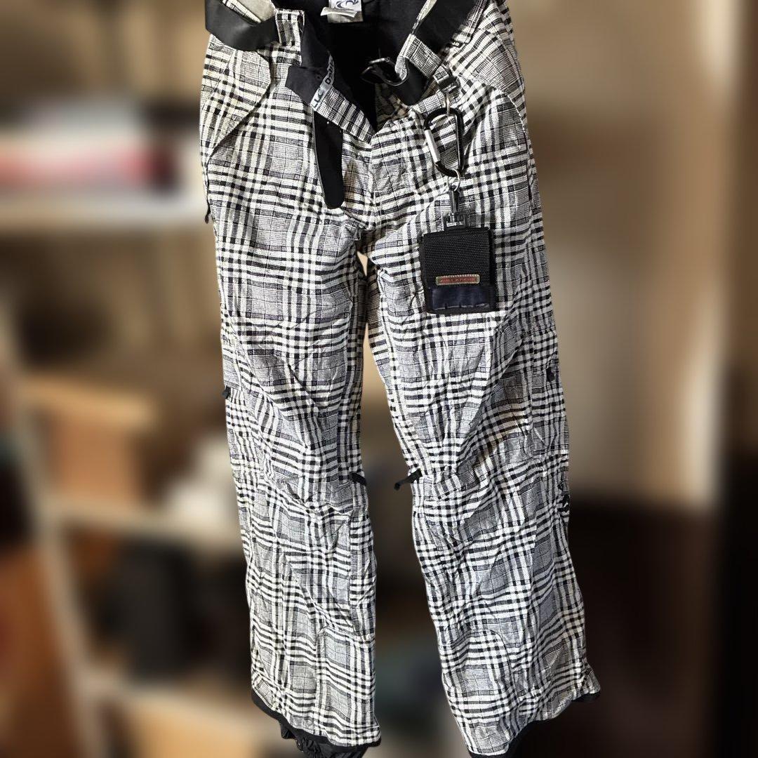 Mサイズ　スキーウェア上下セット