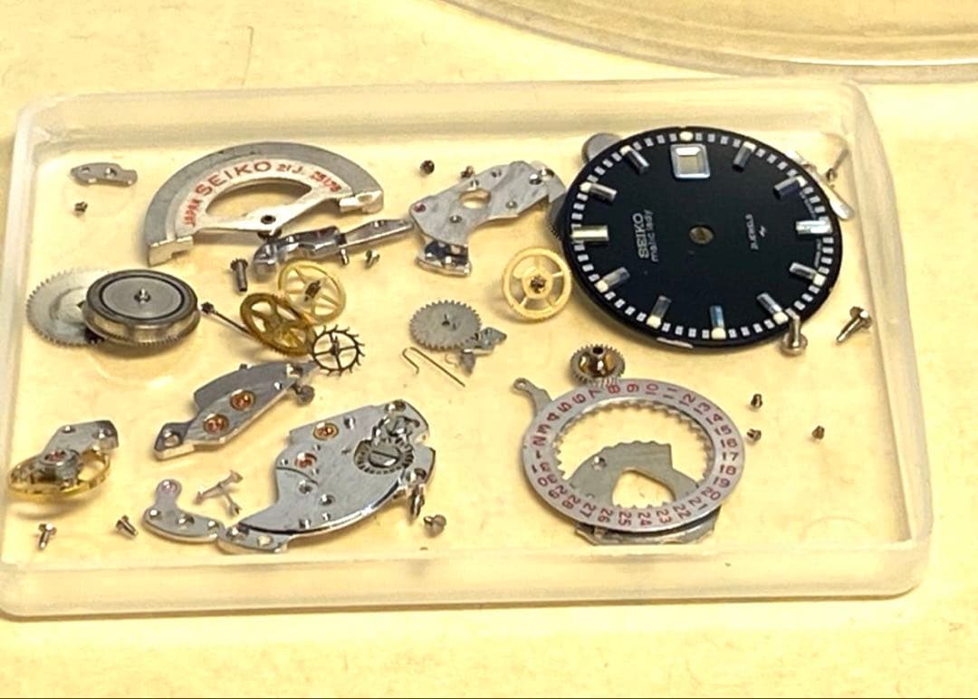 セイコー マチックレディーダイバー２５１７ー３２７０　赤カレンダー フルＯＨ済