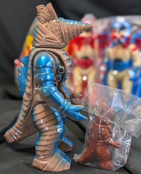 モゲラ２体＆未開封ミステリアン赤青黄（Ｍ１号）ソフビフィギュア計５体セット