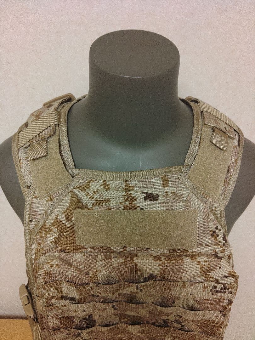 Frigate Bird　アメリカ海兵隊　ピクセルデザートカモ　プレートキャリア