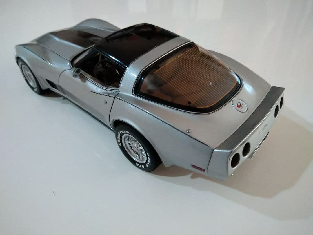 車　ＡＵＴＯ・Ａｒｔ　ダイキャストミニカー　コルベット　スティングレーカブリオレ