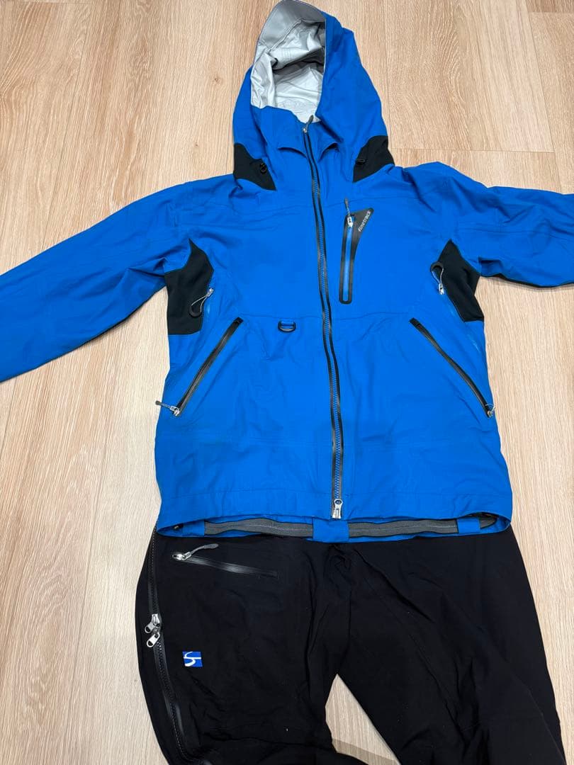 エバーブレス　アクロ　上下　ブルー希少品