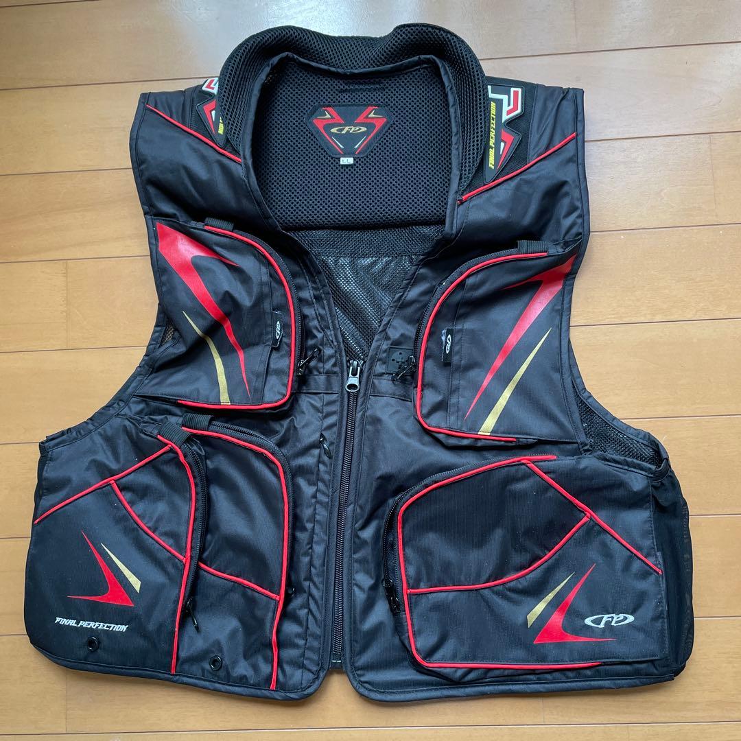 値下げ　エクセル　FP 鮎ベスト.タイツ.タビ 3点セット