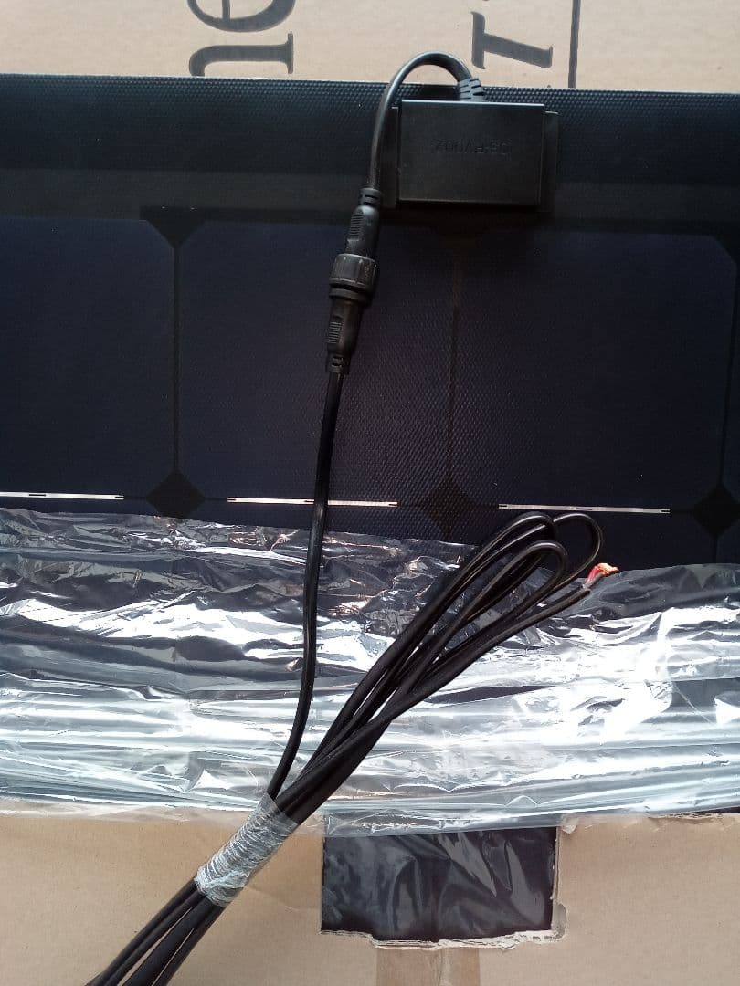 2枚セット【新品】セミフレキシブル　100W 単結晶ソーラーパネル　太陽光パネル