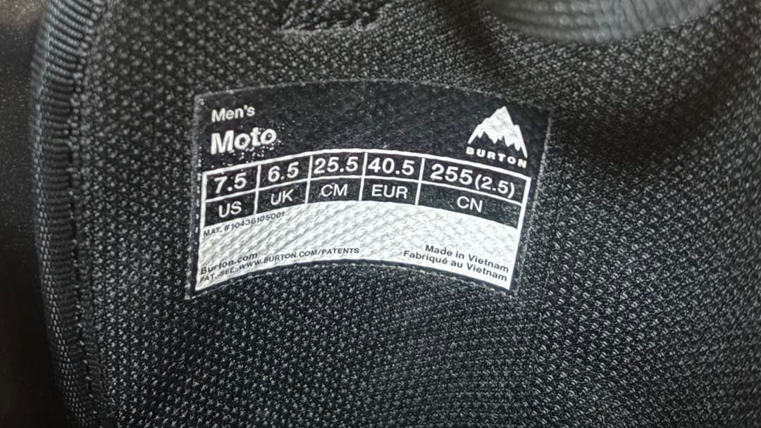 最終値下げ美品 Men'sMotoバートンスノーボードブーツ メンズモト25.5