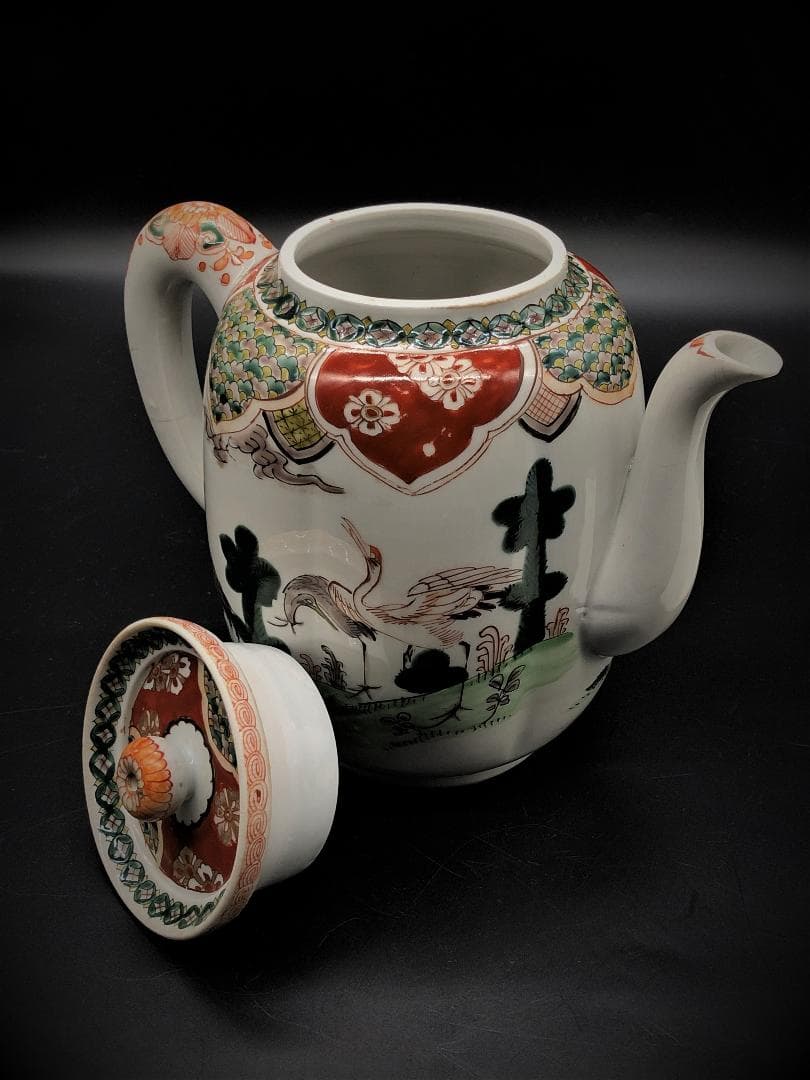 【 色鍋島水瓶 】 肥前官窯松鶴色絵　江戸期　桐箱付き