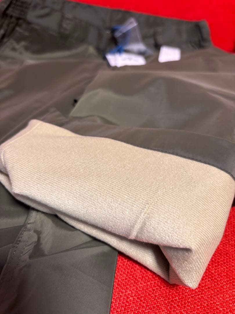 た*つ様 muta ソロテックス 防水パンツ オリーブグリーン6