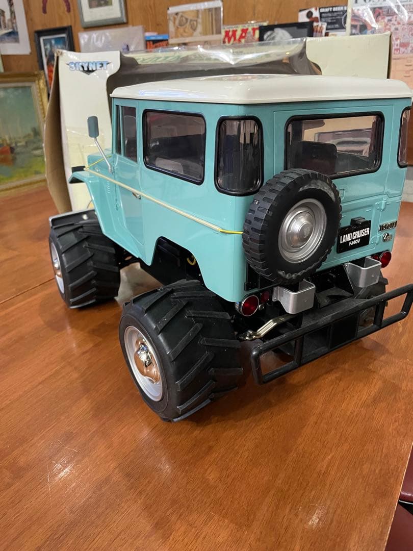 トヨタランドクルーザー FJ40V RC1/8