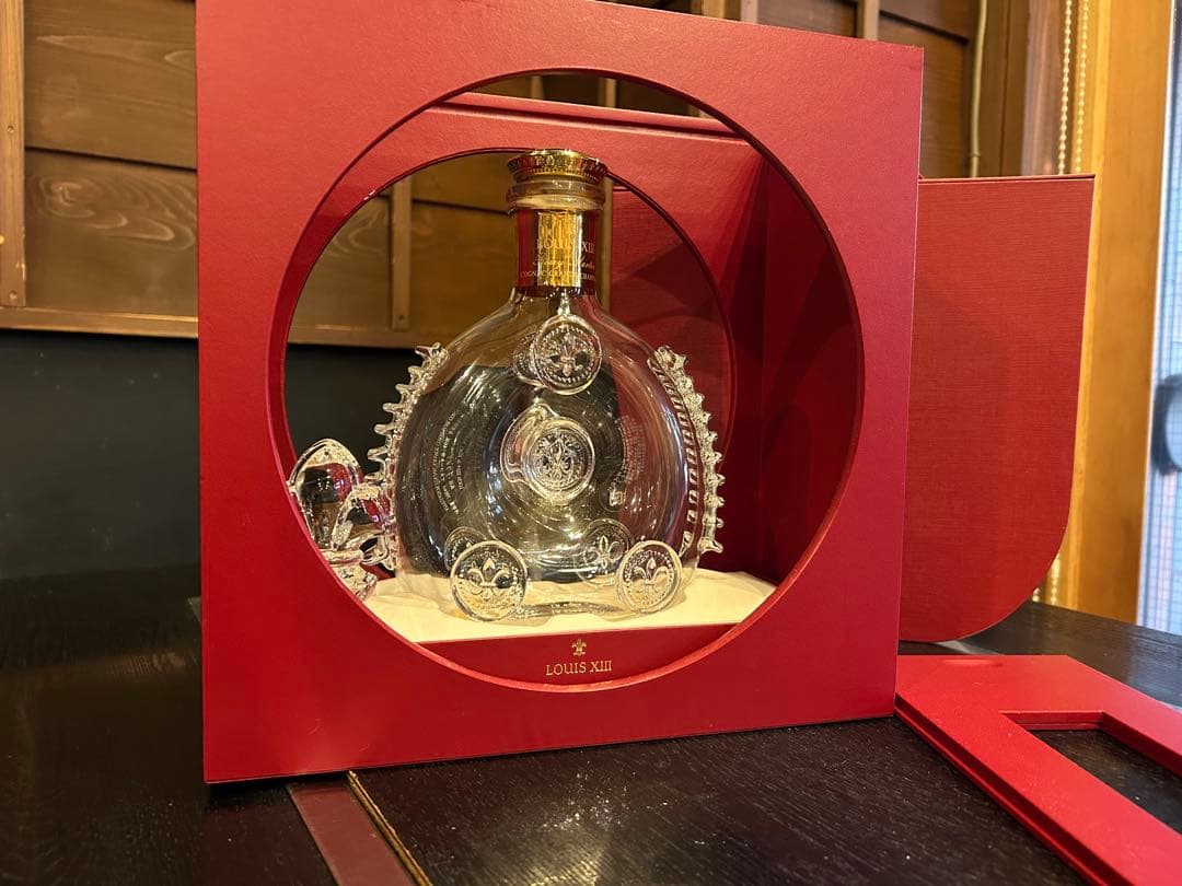 レミーマルタン　ルイ13世　 700ml バカラ製ボトル空瓶　箱付き　替栓付