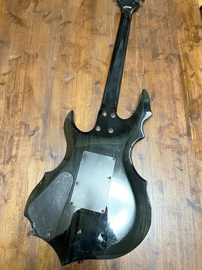 GrassRoots グラスルーツ　フォレストギター　ブラック系　木目