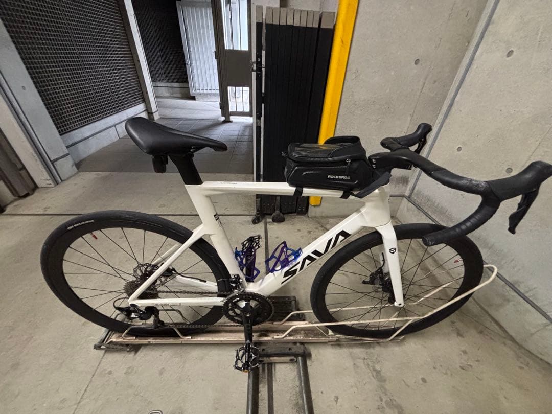 ⭐️送料無料(引取の場合1.7万引き) sava カーボンロードバイク　エアロ