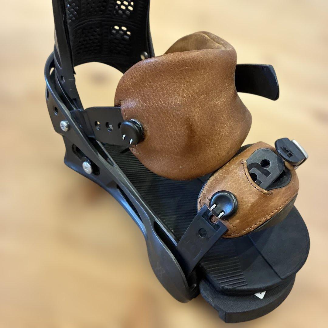 Burton MALAVITA LEATHER Sサイズ　マラビータレザー