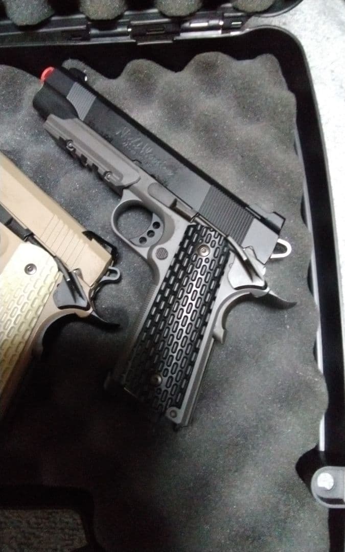 東京マルイ　デザート、ナイト、フォリッジウォリアー3丁セット