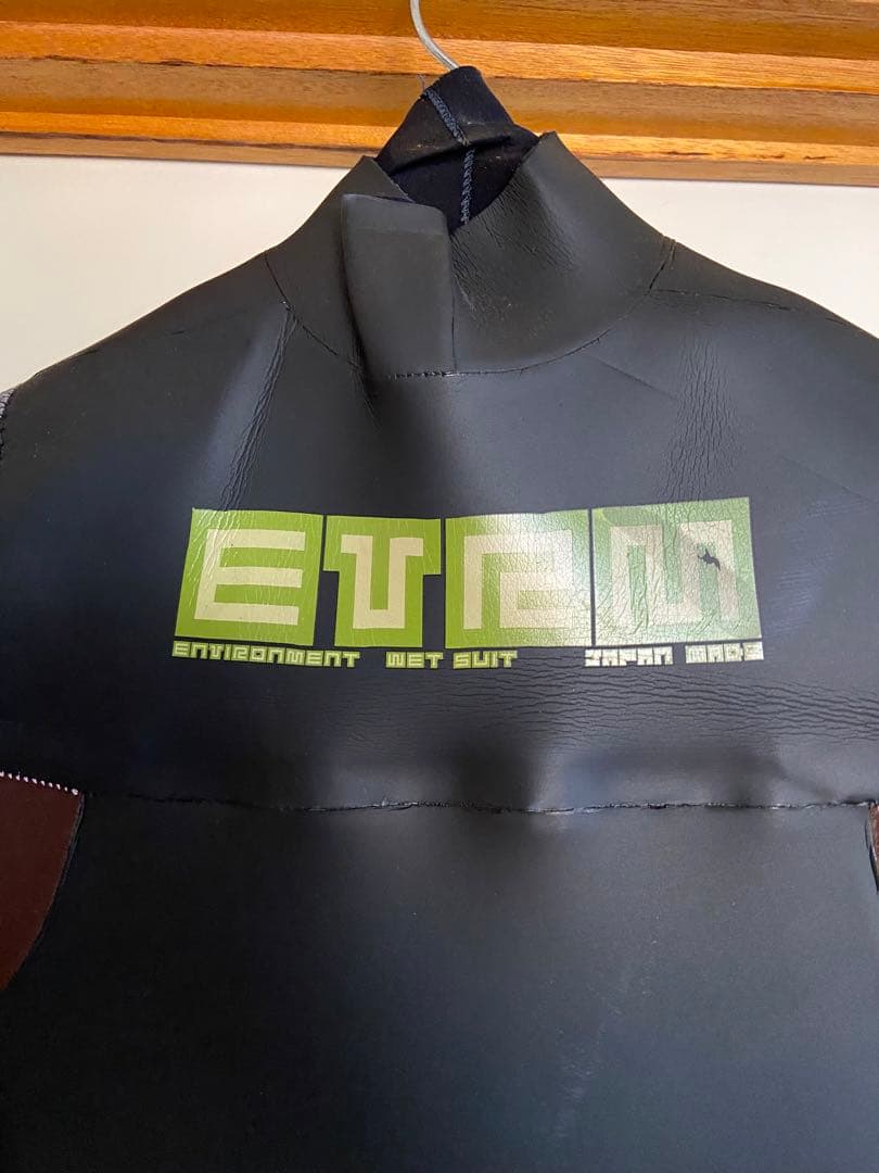 冬サーフィン必須！セミドライ　ウエット5mm