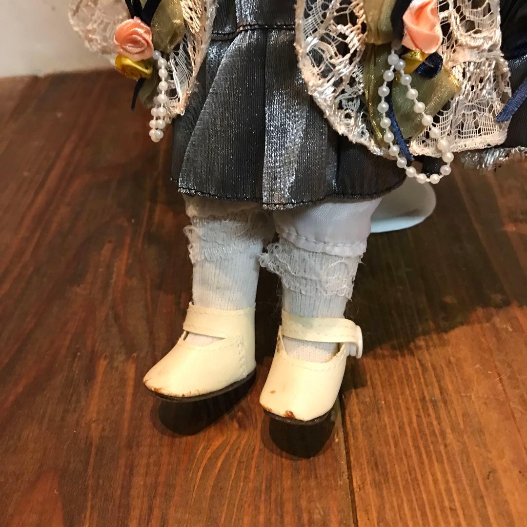 美品　ドール　ヴィンテージ　西洋人形　丁寧なつくり　表情が可愛いらしい