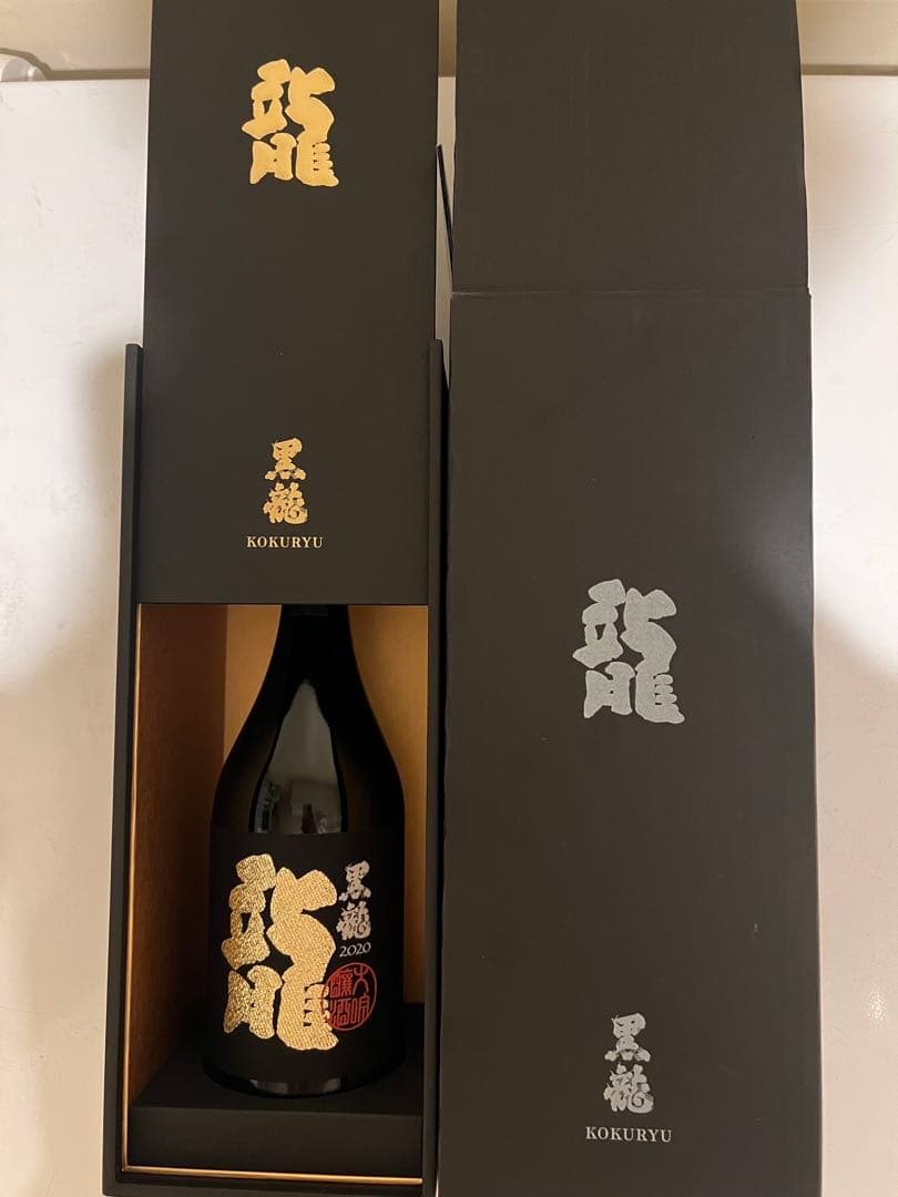 黒龍　大吟醸　龍　五十周年記念酒　720ml 最終値下げ