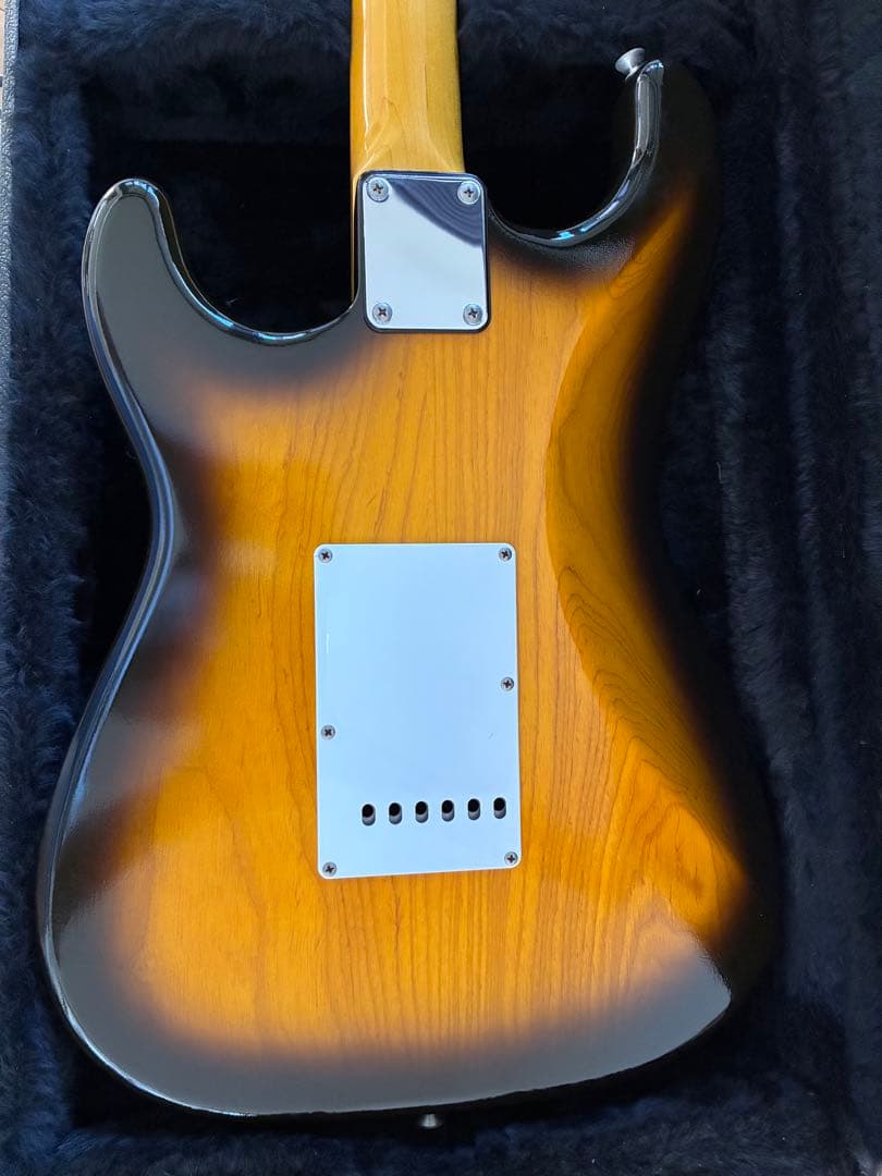 MoonギターST-281LF オールラッカーLINDY FRALIN PU