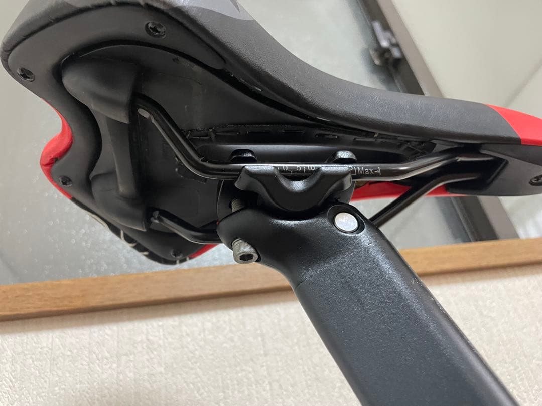 折りたたみカーボン製自転車 SAVA Z1 油圧ディスクブレーキ 写真変更有り