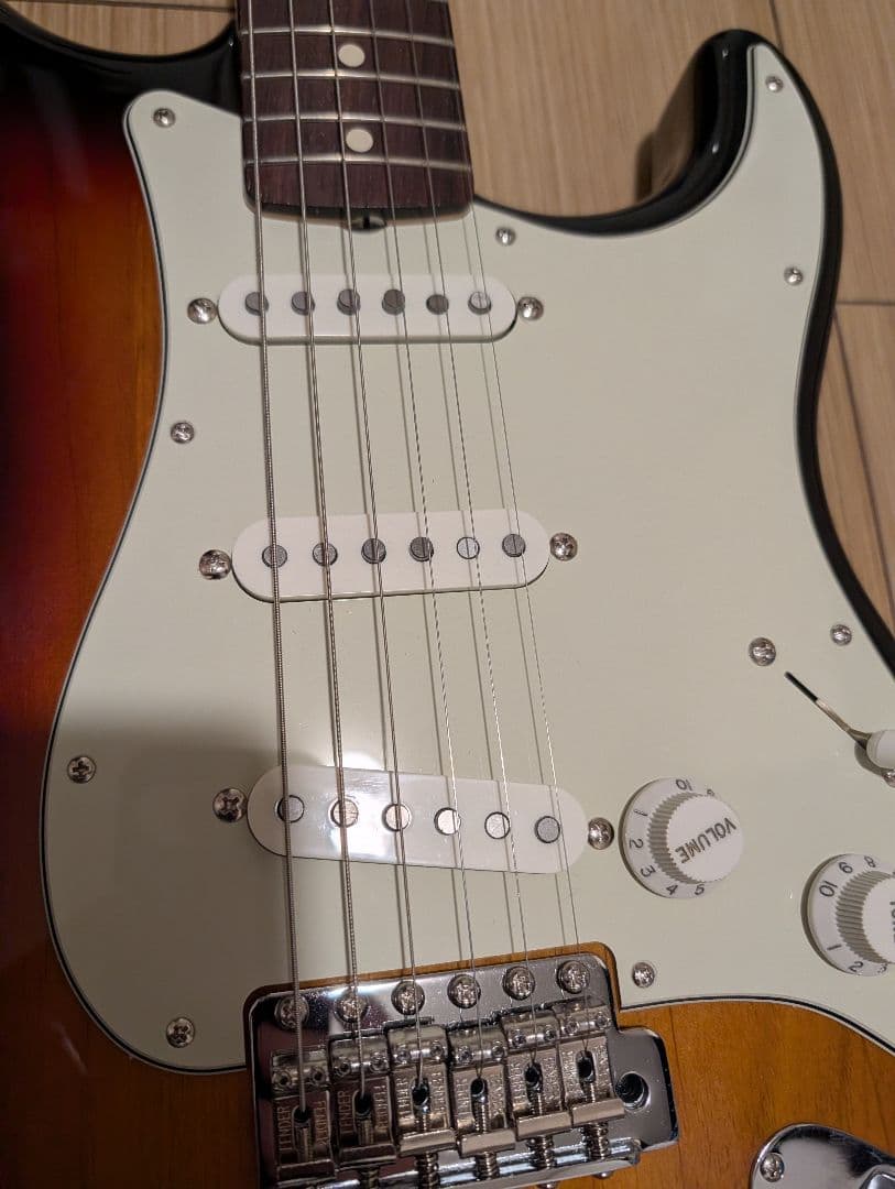 Fender Japan Heritage 60s ストラト定価233,200円