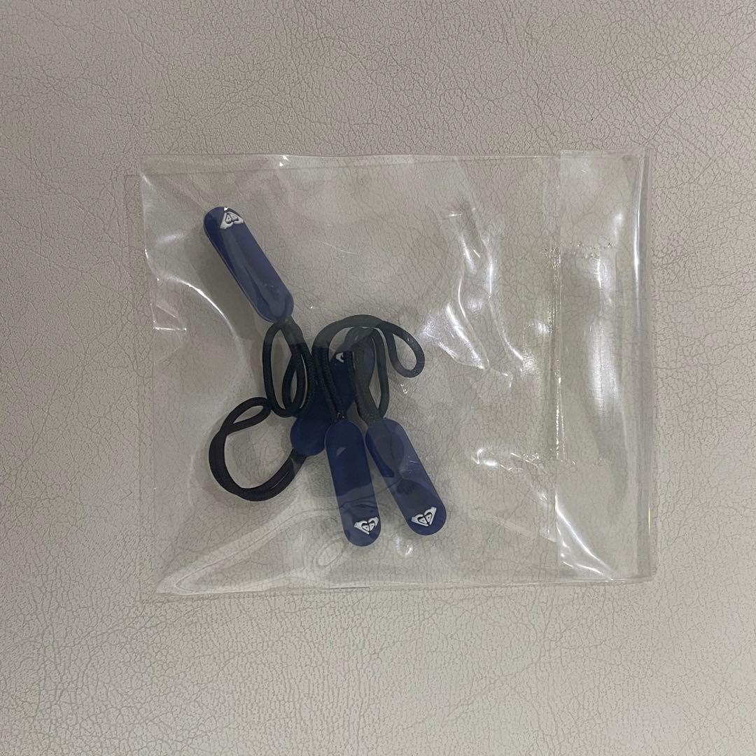 レディース　ROXYスノーボードウェア 青色 花柄　蜷川実花